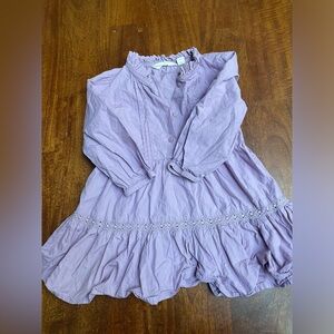 Moosberry dress 
Size 2